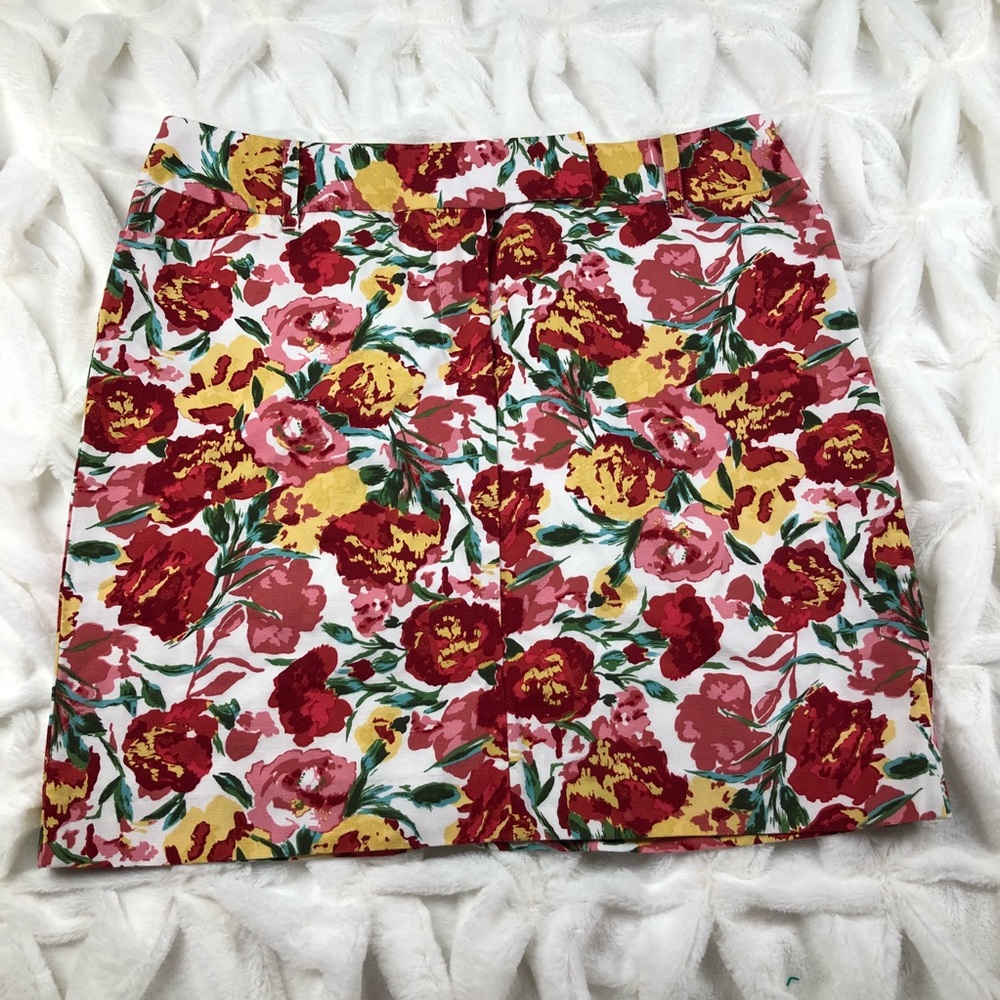 Ann Taylor Floral Skirt Size 10